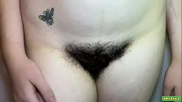 A buceta mais peluda do mundo em vídeo amador de sexo